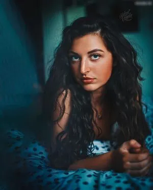 Anna Victoria Binnebößel