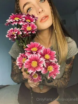 avajane8