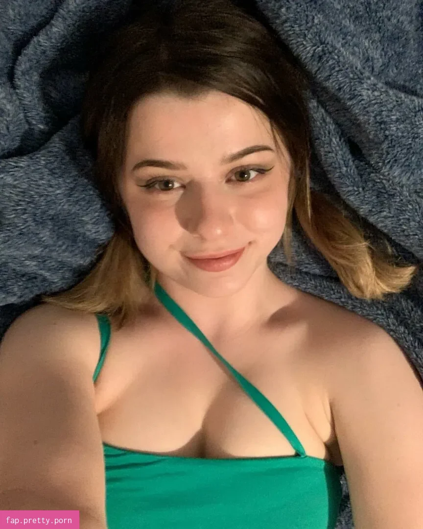 Aveykitty - Photo #17