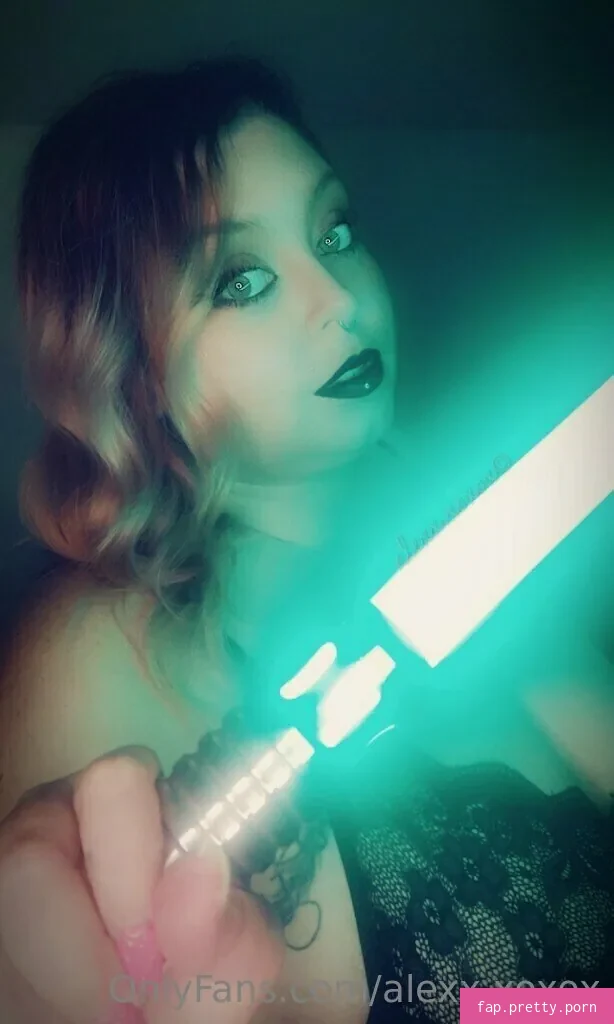 alexx.xoxox - Photo #35