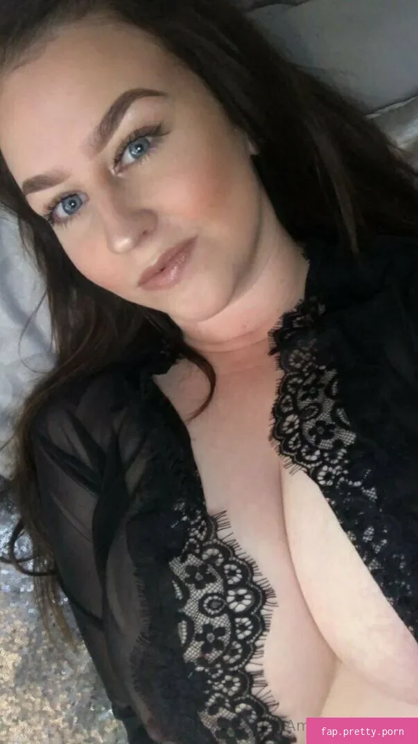 amy-yasmine - Photo #01