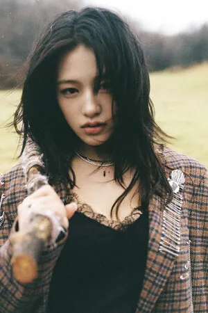 An Yujin 안유진 |