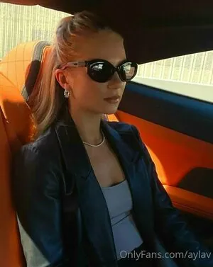 aylav