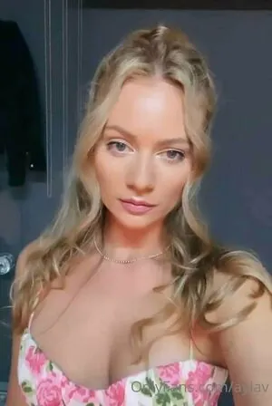 aylav