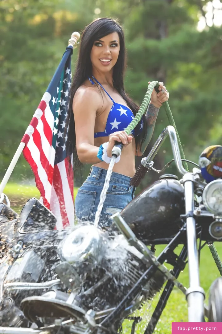 Alex Zedra - Photo #24