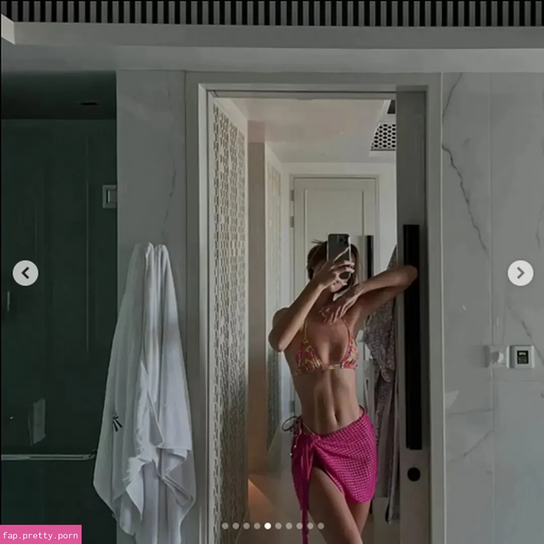 Anna Zak - Photo #57