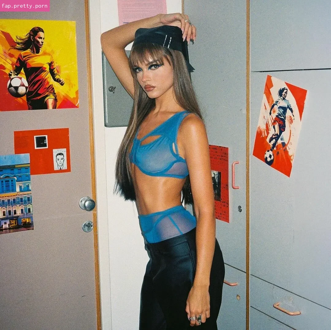 Anna Zak - Photo #88