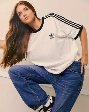 Anna Zak