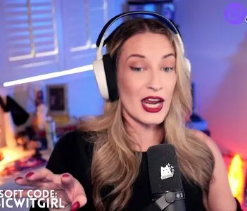 BasicWitGirl
