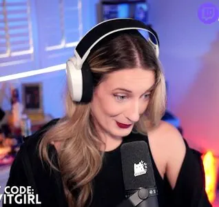 BasicWitGirl