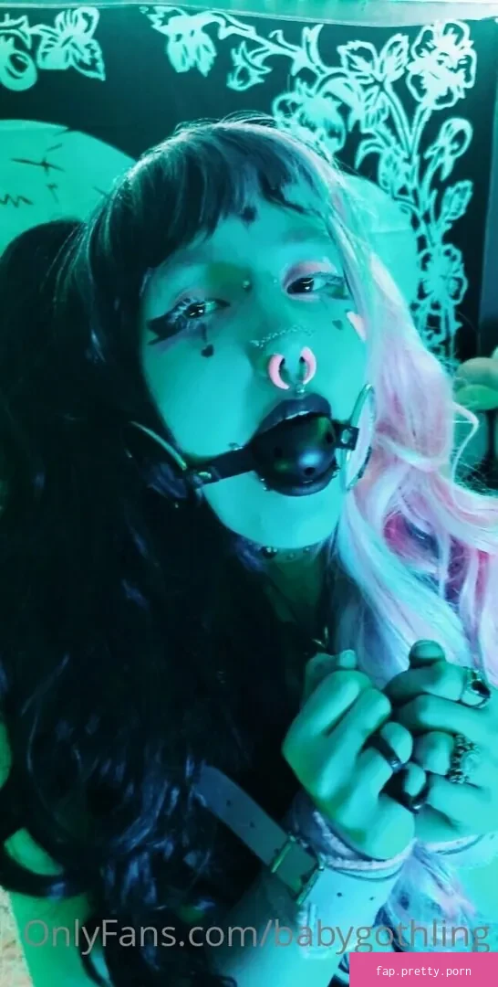 babygothling - Photo #03
