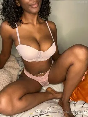 babylyraxxx