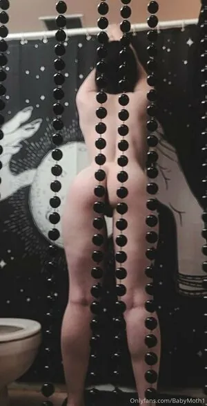 babymoth1
