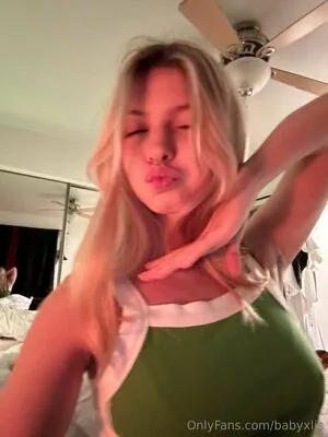babyxlis