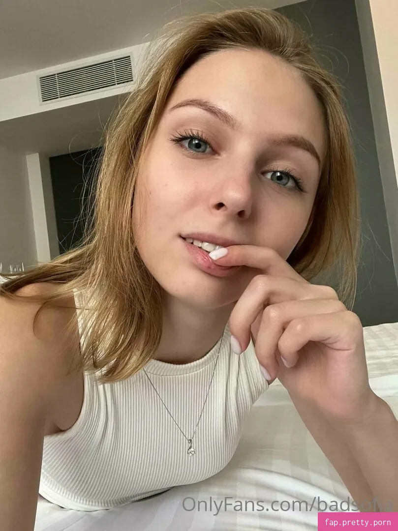 badsofiaaa - Photo #01