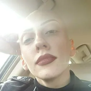 baldbaddiie
