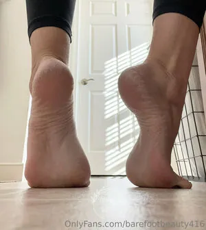 barefootbeauty416