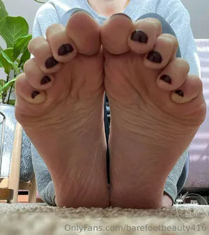 barefootbeauty416