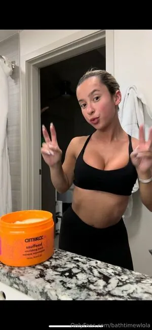 bathtimewlola