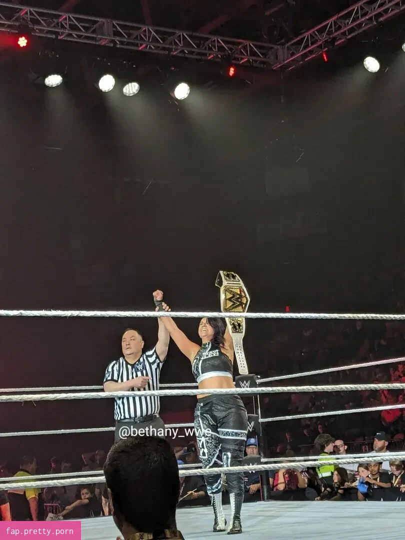 Bayley - Photo #38