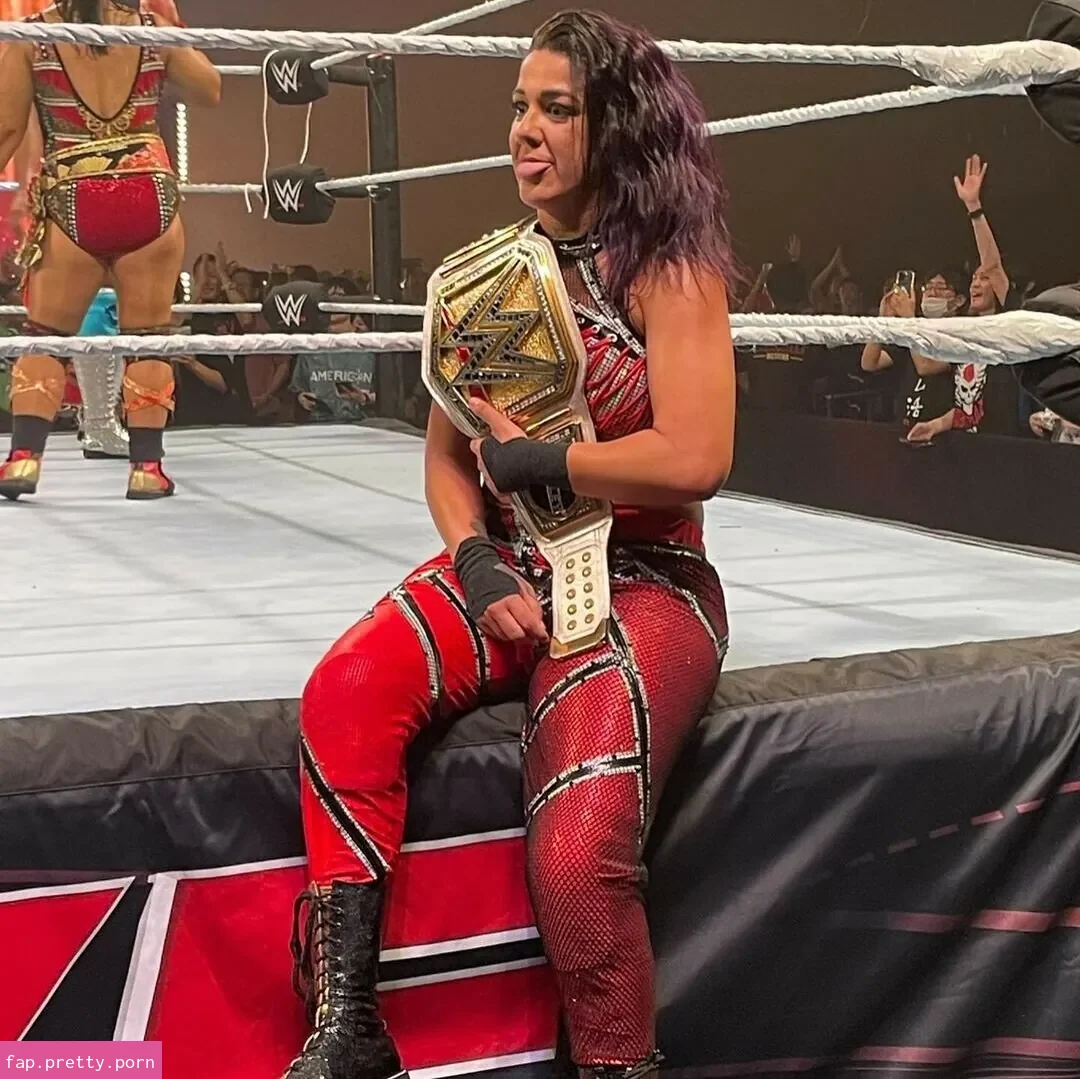 Bayley - Photo #46