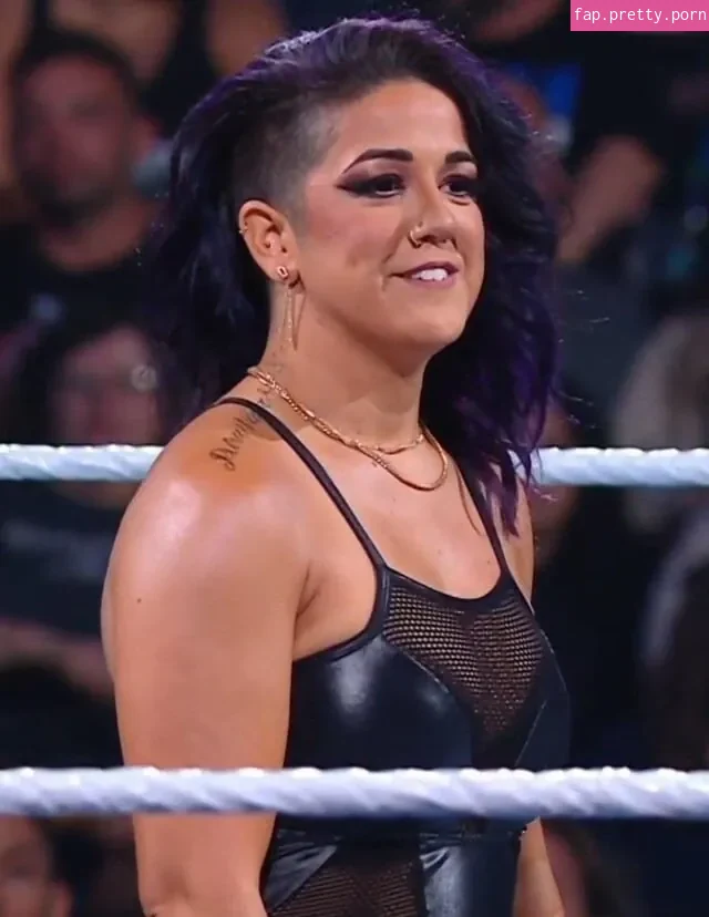Bayley - Photo #28