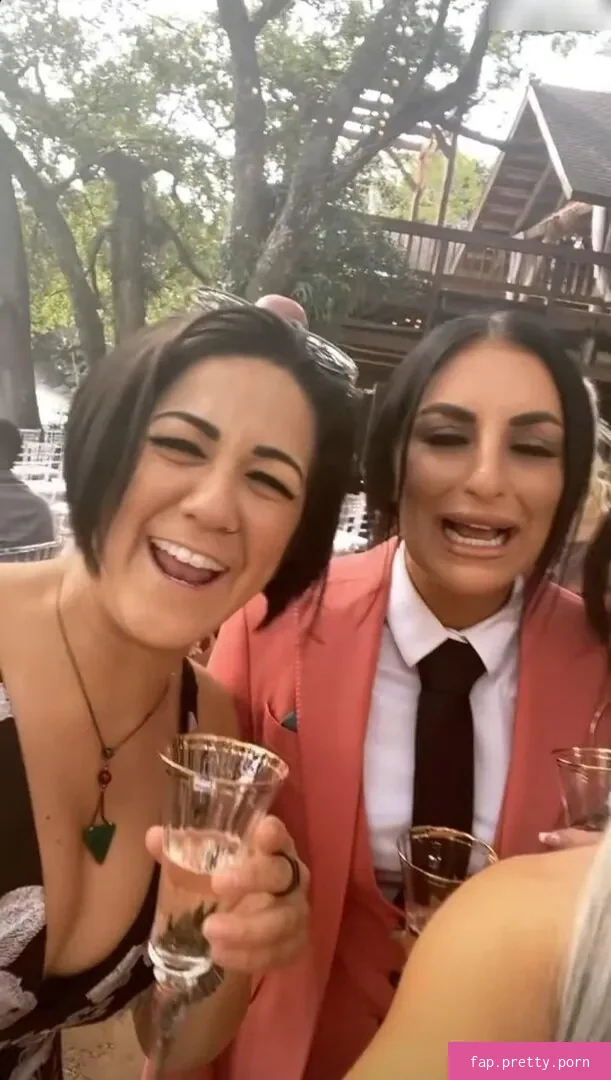 Bayley - Photo #30