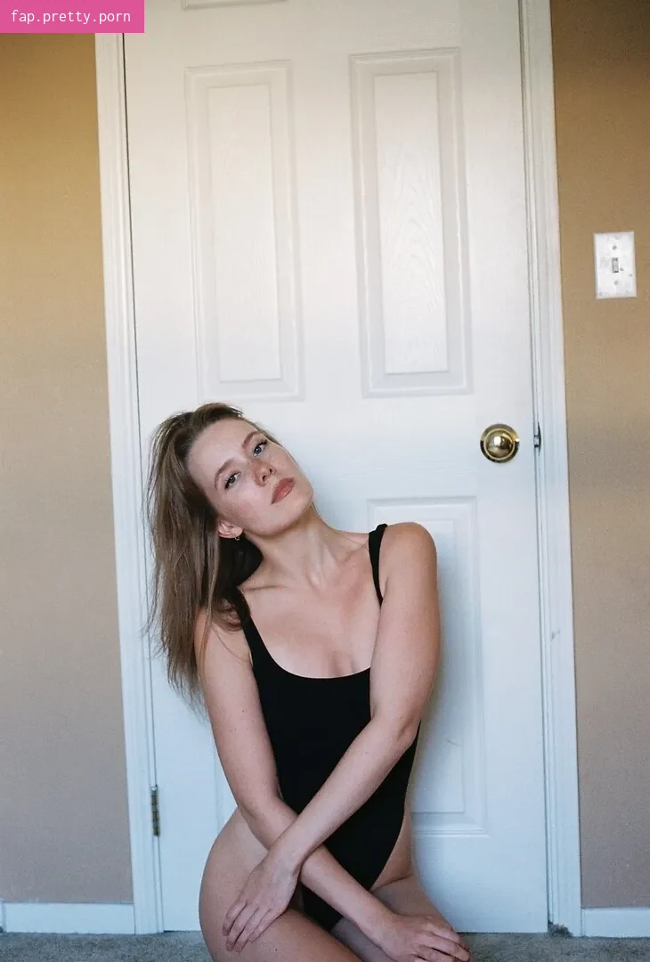 Berta Andrea Snædal - Photo #54