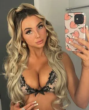Beth Amelia