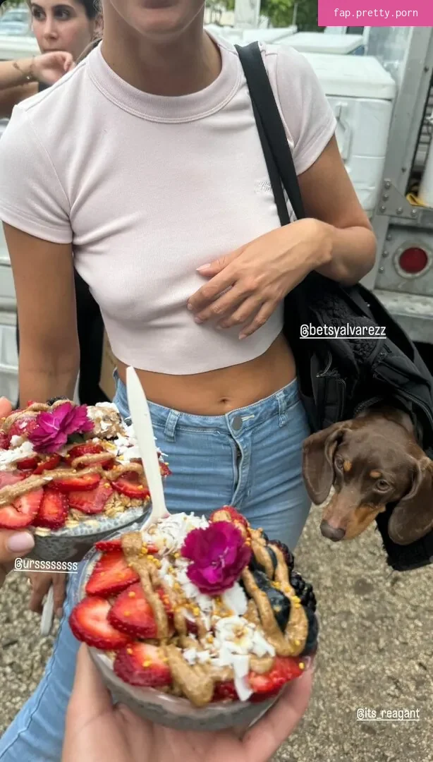 Betsy Alvarez - Photo #48