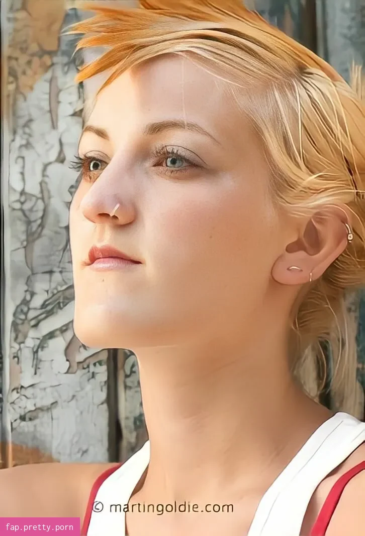 Becky Blow - Photo #36