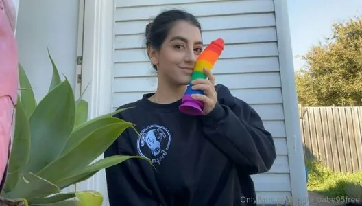bella_babe95free