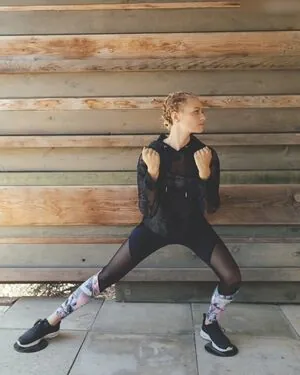 Beth Behrs