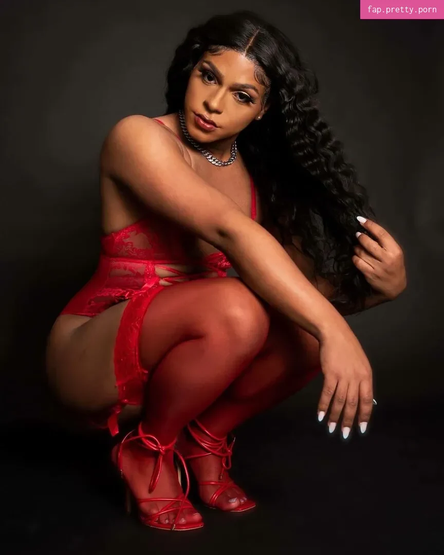 Bianca Brown - Photo #06