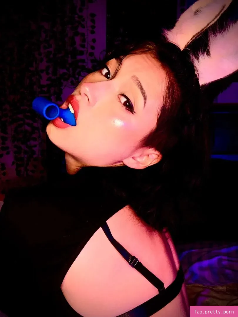 Bunny Buggs - Photo #08