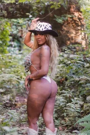 Beauty Carol Lima