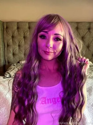 belle_corinne