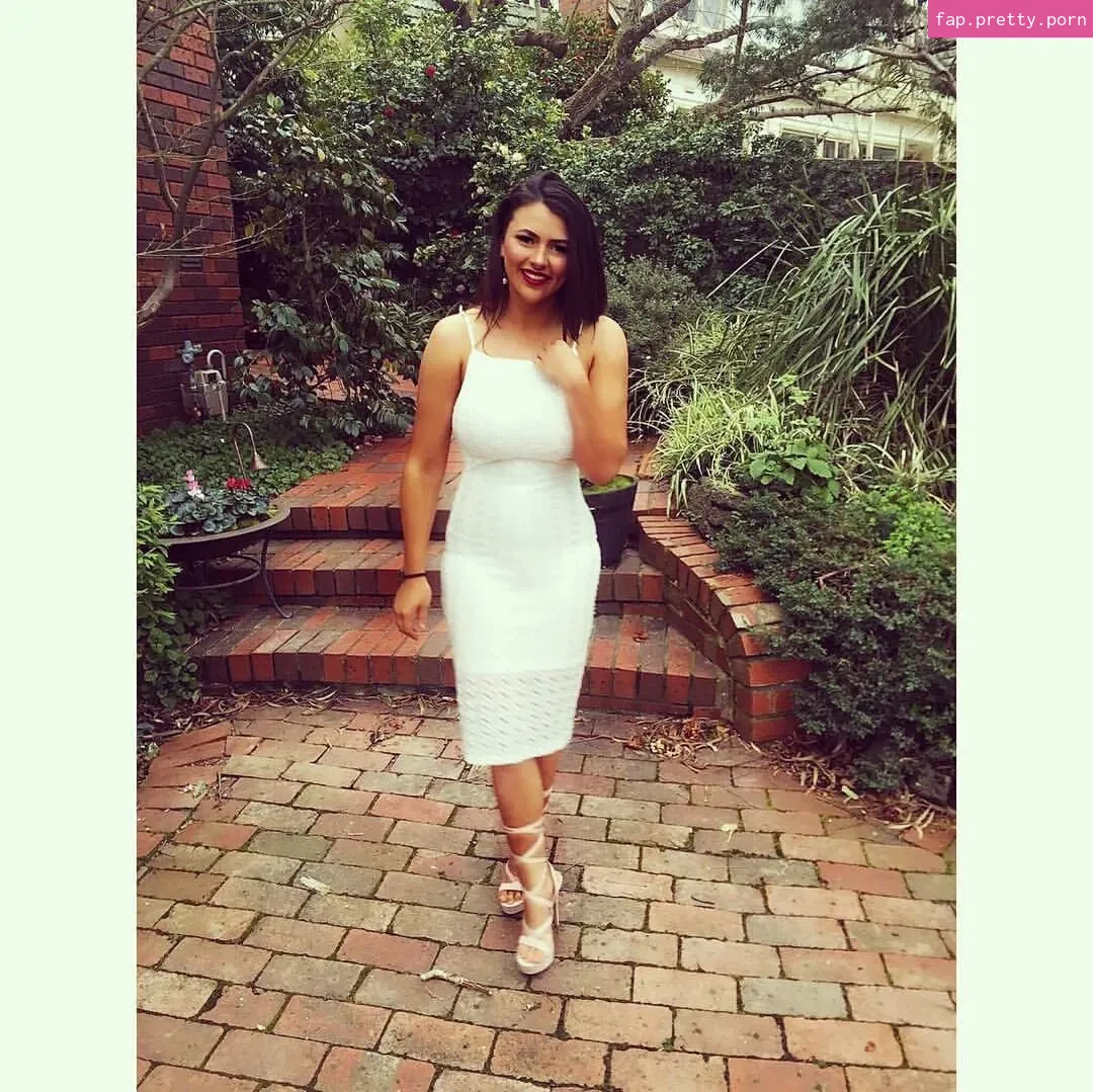 Bec Danaher - Photo #09