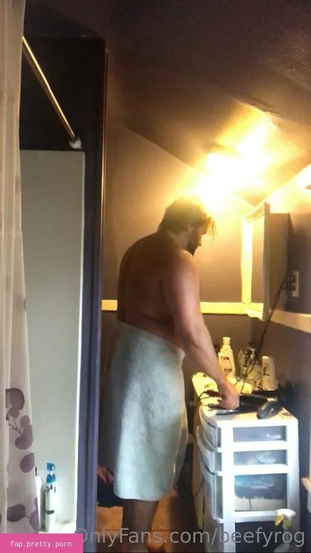beefyrog - Photo #02