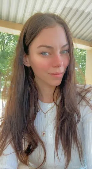 bellapetitewifey