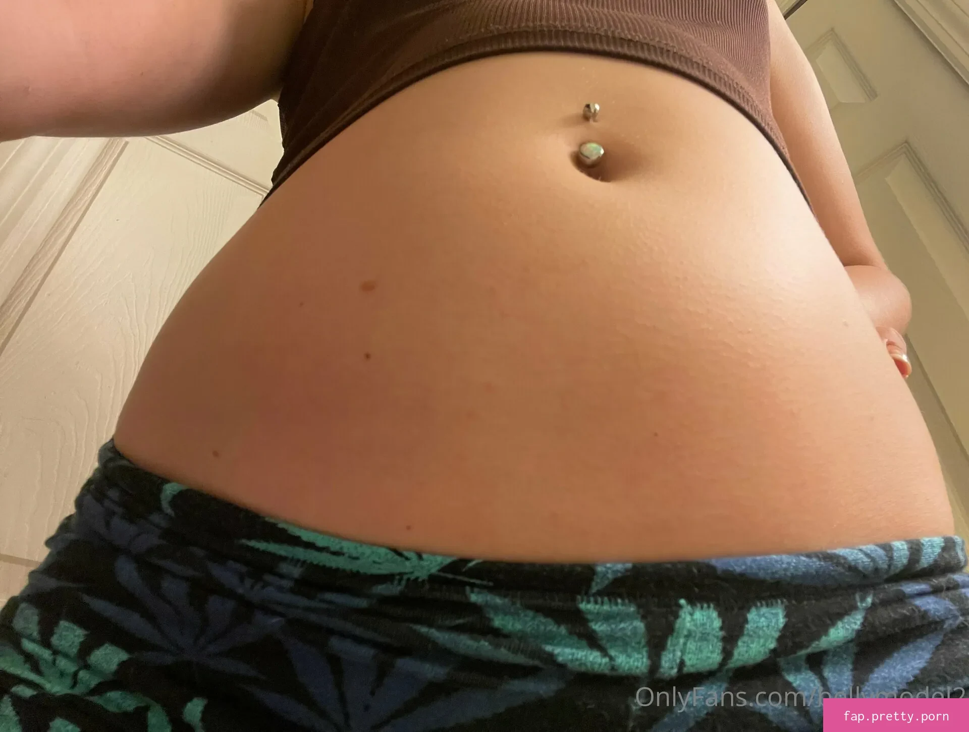 bellymodel2 - Photo #66