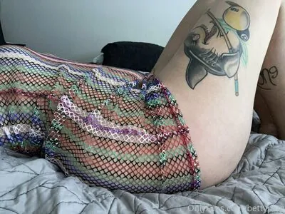 bettyplug
