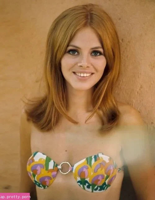 Britt Ekland - Photo #13