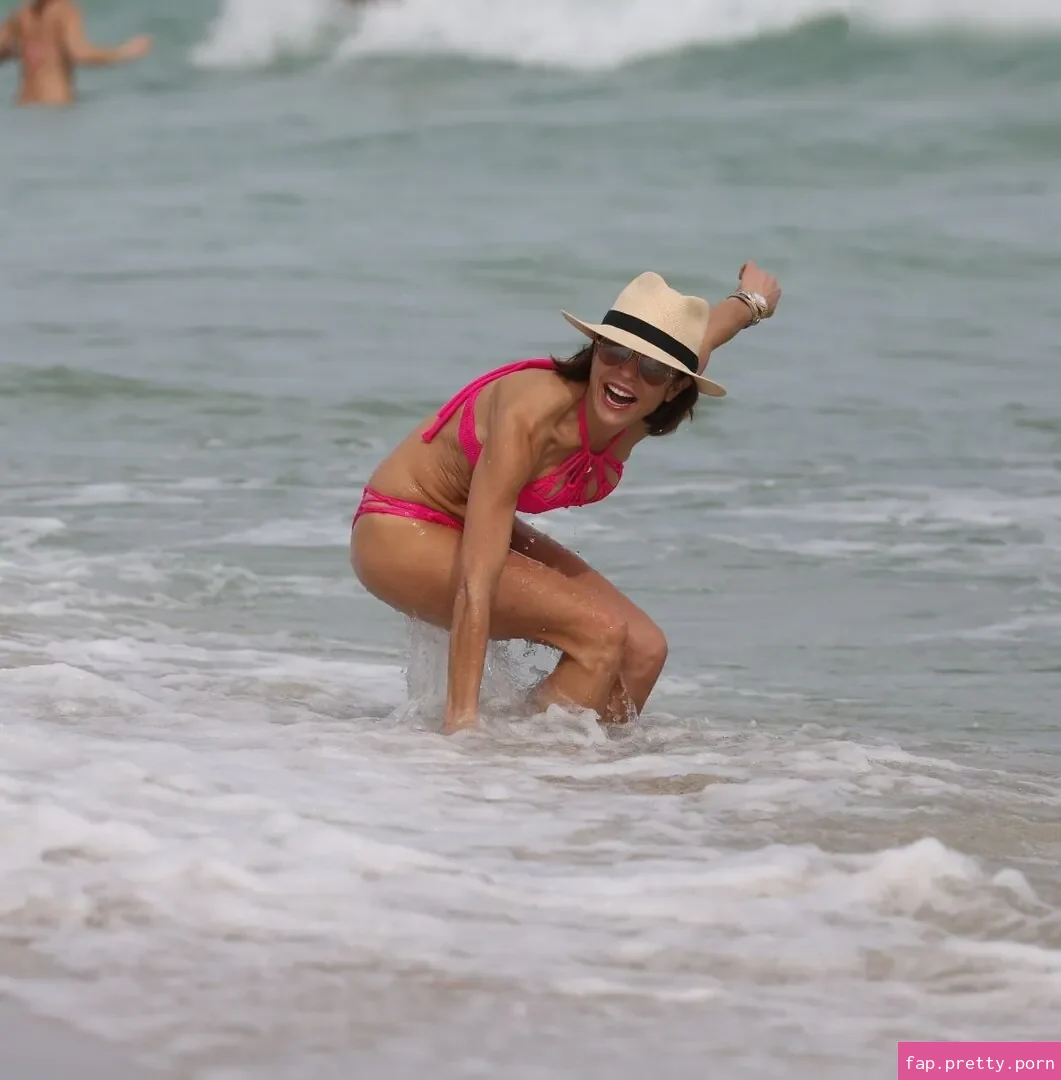 Bethenny Frankel - Photo #12