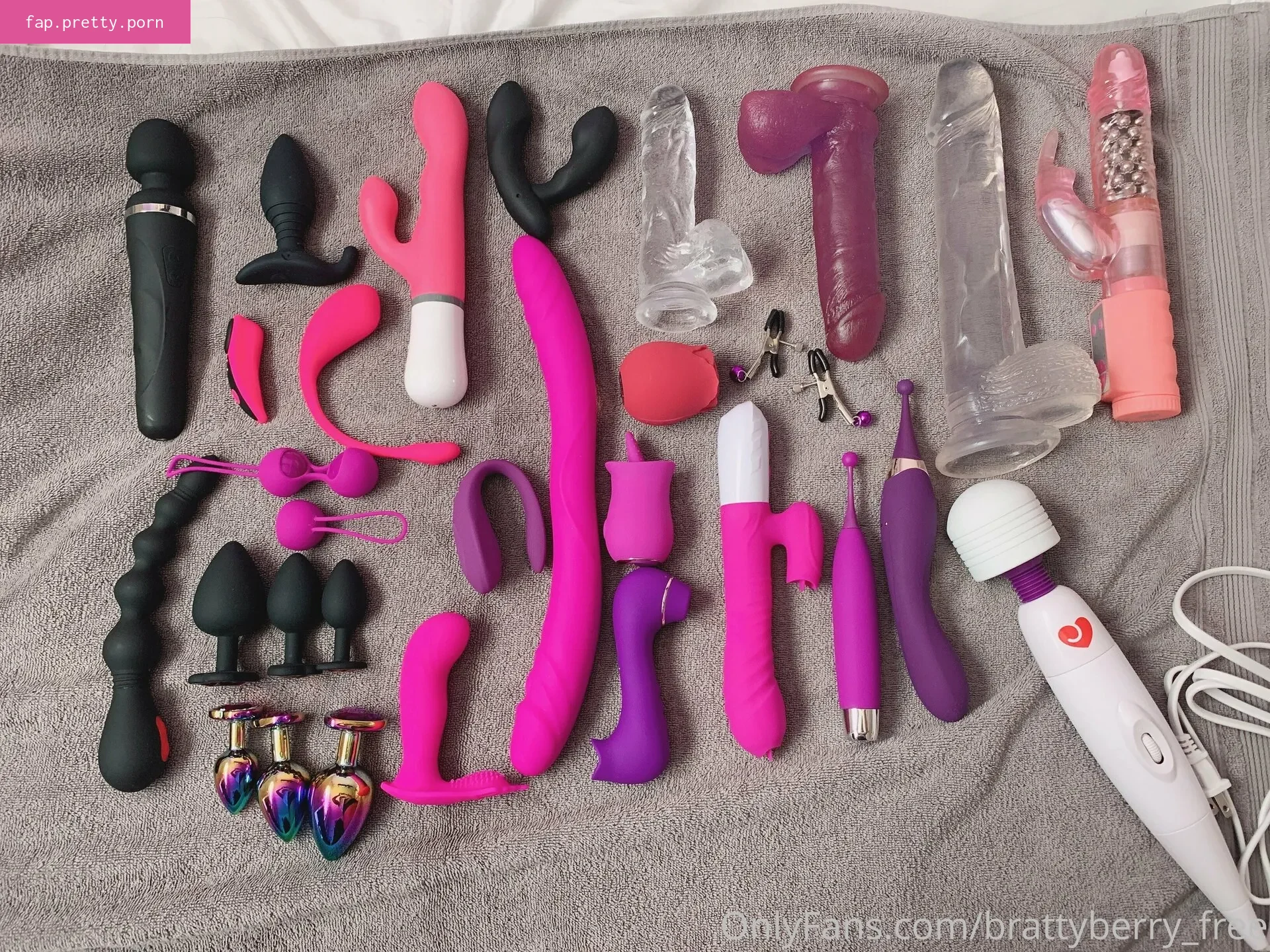 brattyberry_free - Photo #16