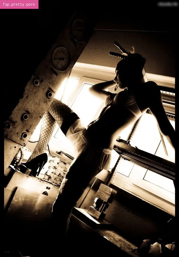 Bella Isadora - Photo #14