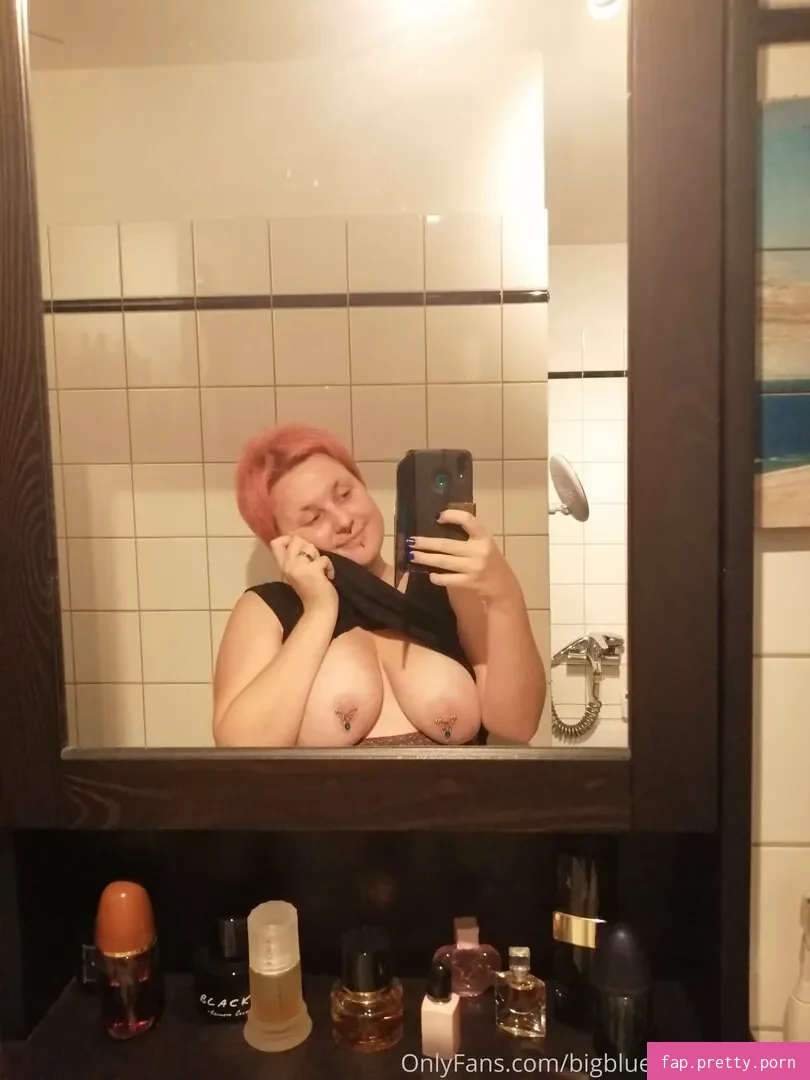 bigbluebeautifulbitch - Photo #17