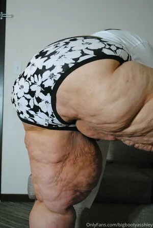 bigbootyasshley