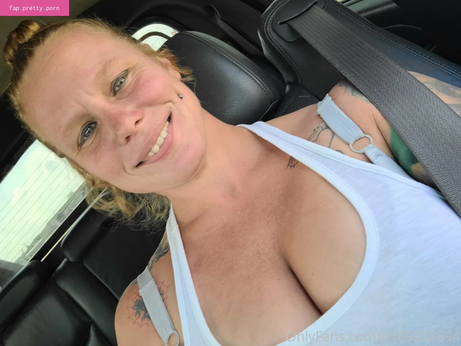 bigbootymandyj1981 - Photo #01