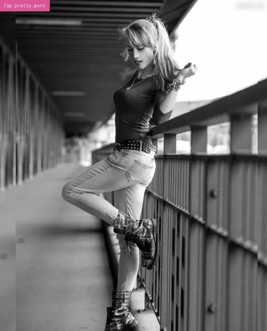 BigTownDoll - Photo #07